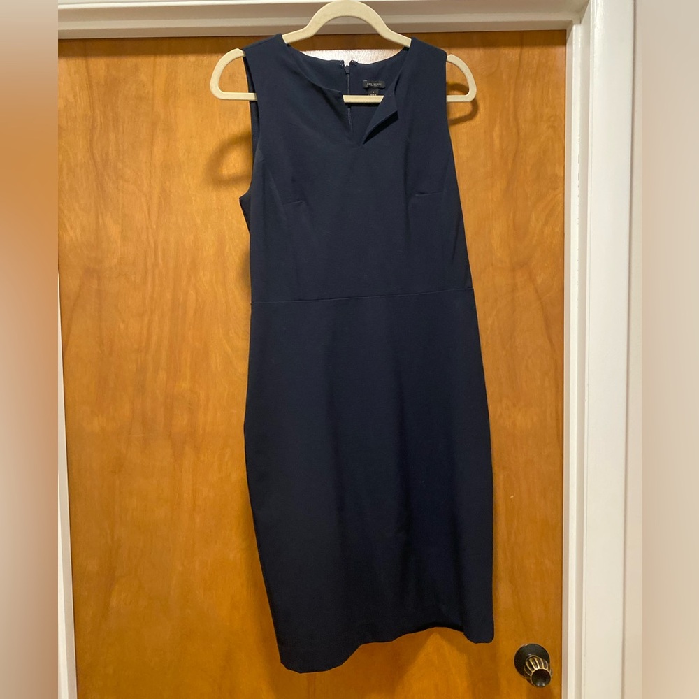 Ann Taylor Factory Classic Navy Shift Dress sz 6